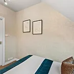 Georgian Gem Of Robin Hoods Bay - Hot-tub - Pets Ferienhaus Robin Hood's Bay