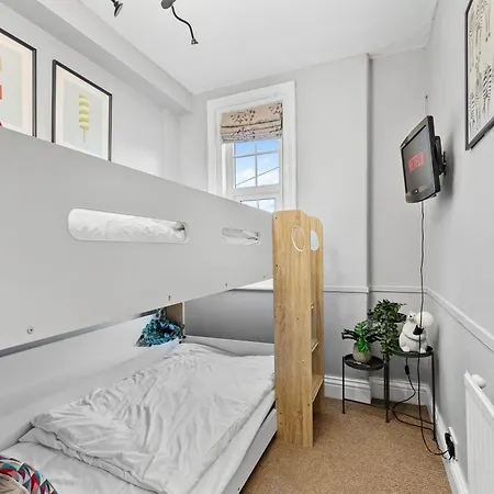 The Artist Abode In The Bay - Hot-tub - Pets Robin Hood's Bay