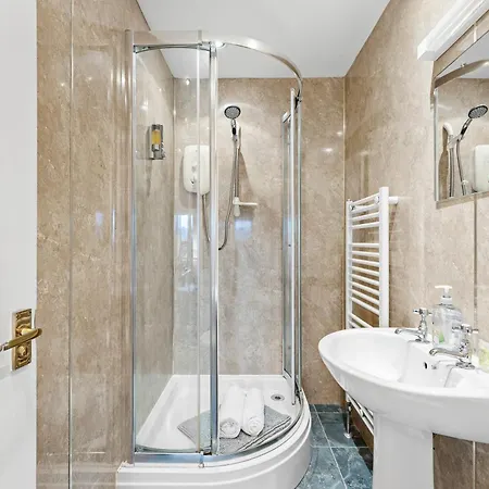 The Artist Abode In The Bay - Hot-tub - Pets * Robin Hood's Bay