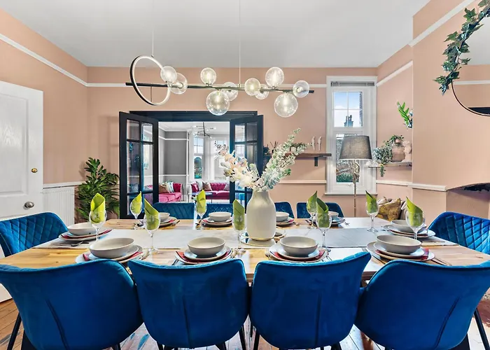 Vakantiehuis The Artist Abode In The Bay - Hot-tub - Pets *