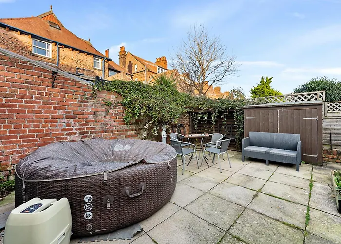 Vakantiehuis The Artist Abode In The Bay - Hot-tub - Pets *