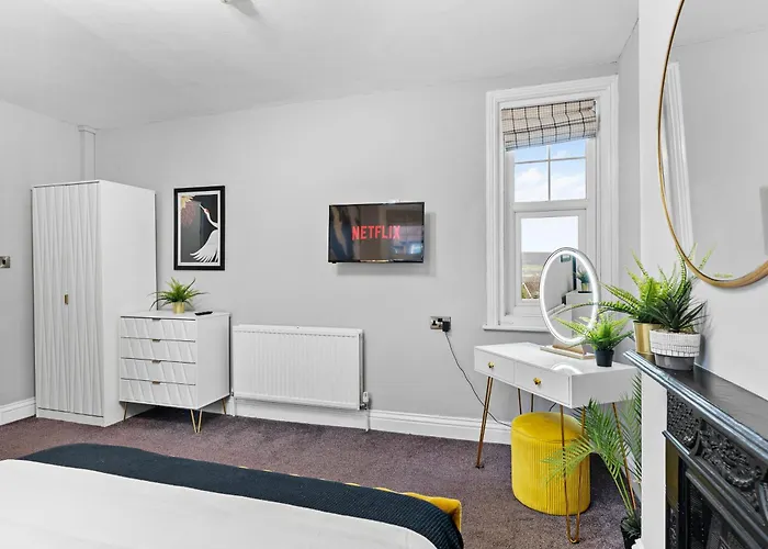 The Artist Abode In The Bay - Hot-tub - Pets *