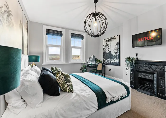 The Artist Abode In The Bay - Hot-tub - Pets Robin Hood's Bay