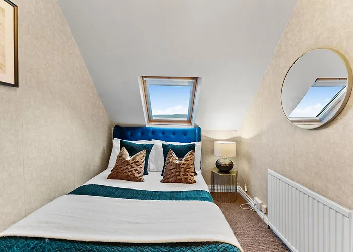 The Artist Abode In The Bay - Hot-tub - Pets * Robin Hood's Bay