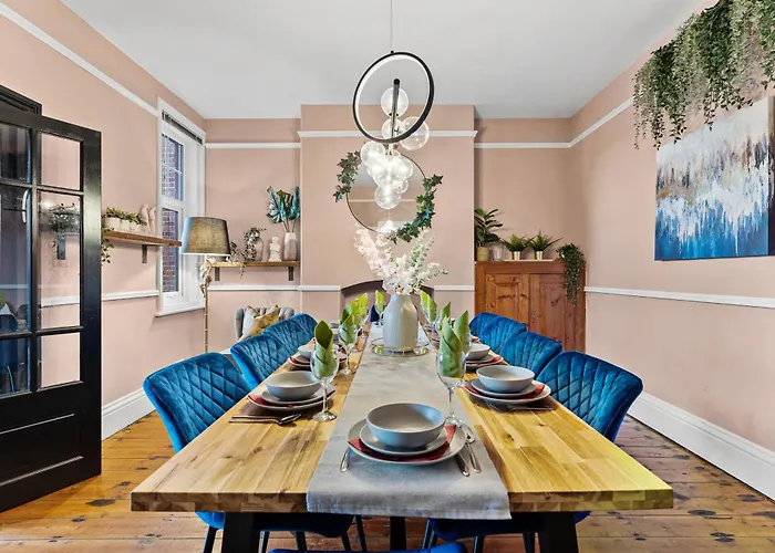 Vakantiehuis The Artist Abode In The Bay - Hot-tub - Pets *